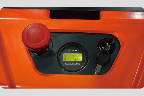 Apilador eléctrico 1.500kg. Noblelift ECL15B - Imagen 4