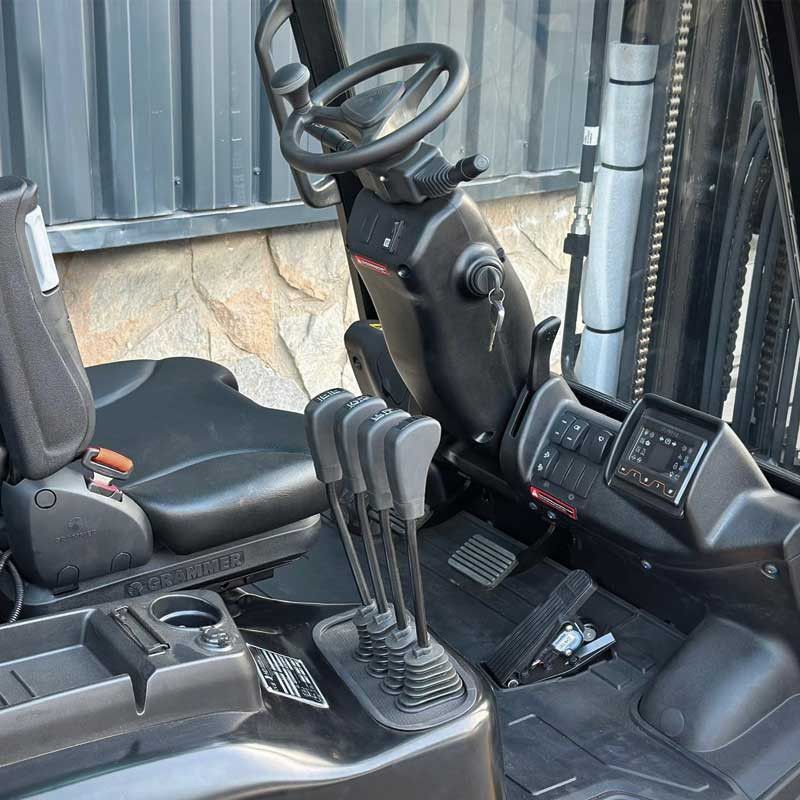 Diesel 2500kg | Mástil tríplex 4700mm HYUNDAI - Imagen 4