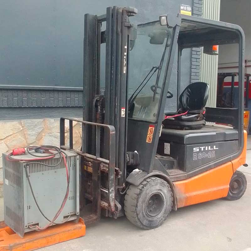 Electrica 2500kg | Mástil tríplex 4700mm STILL